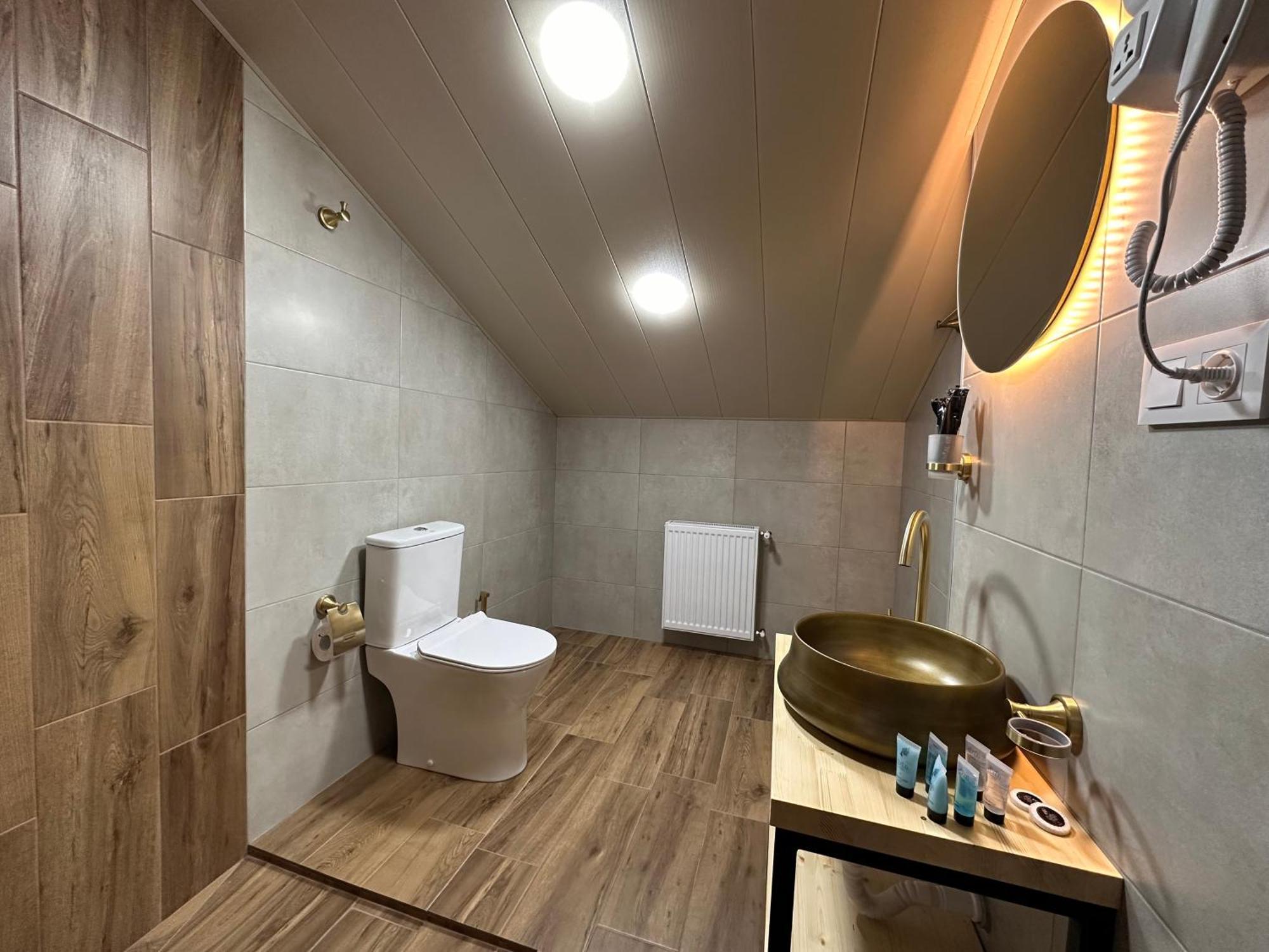 Hotel Mountime Kazbegi Екстер'єр фото