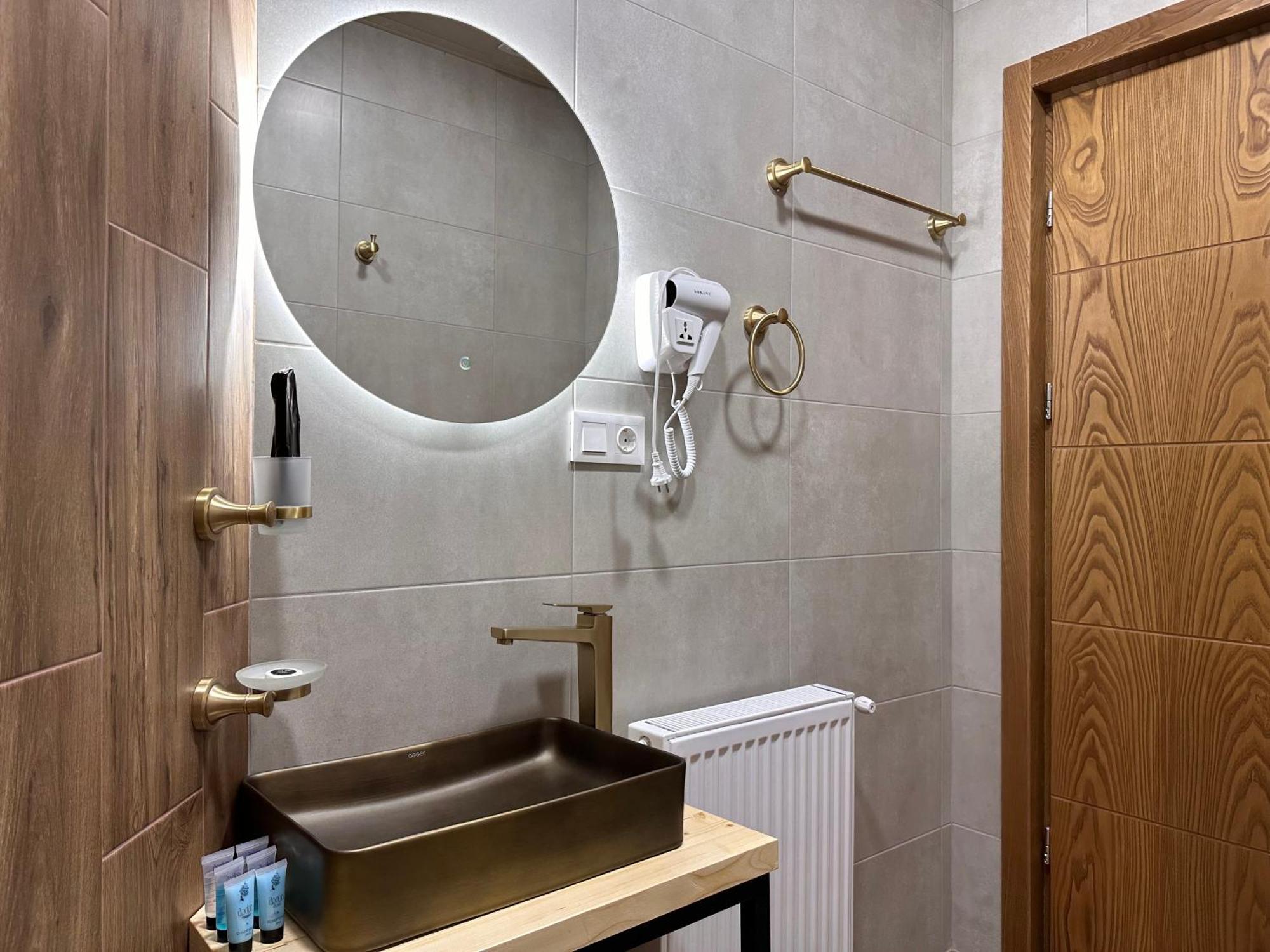 Hotel Mountime Kazbegi Екстер'єр фото