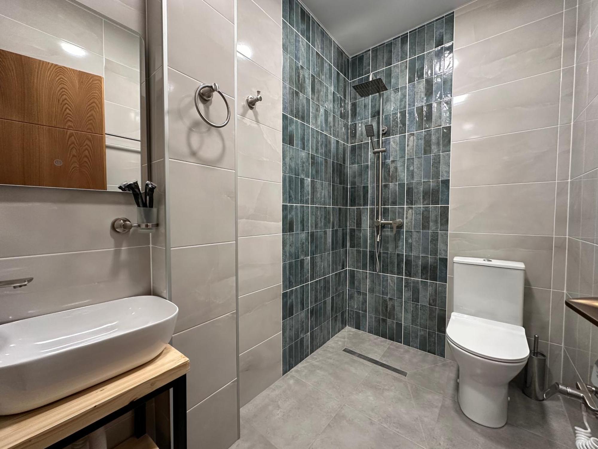Hotel Mountime Kazbegi Екстер'єр фото