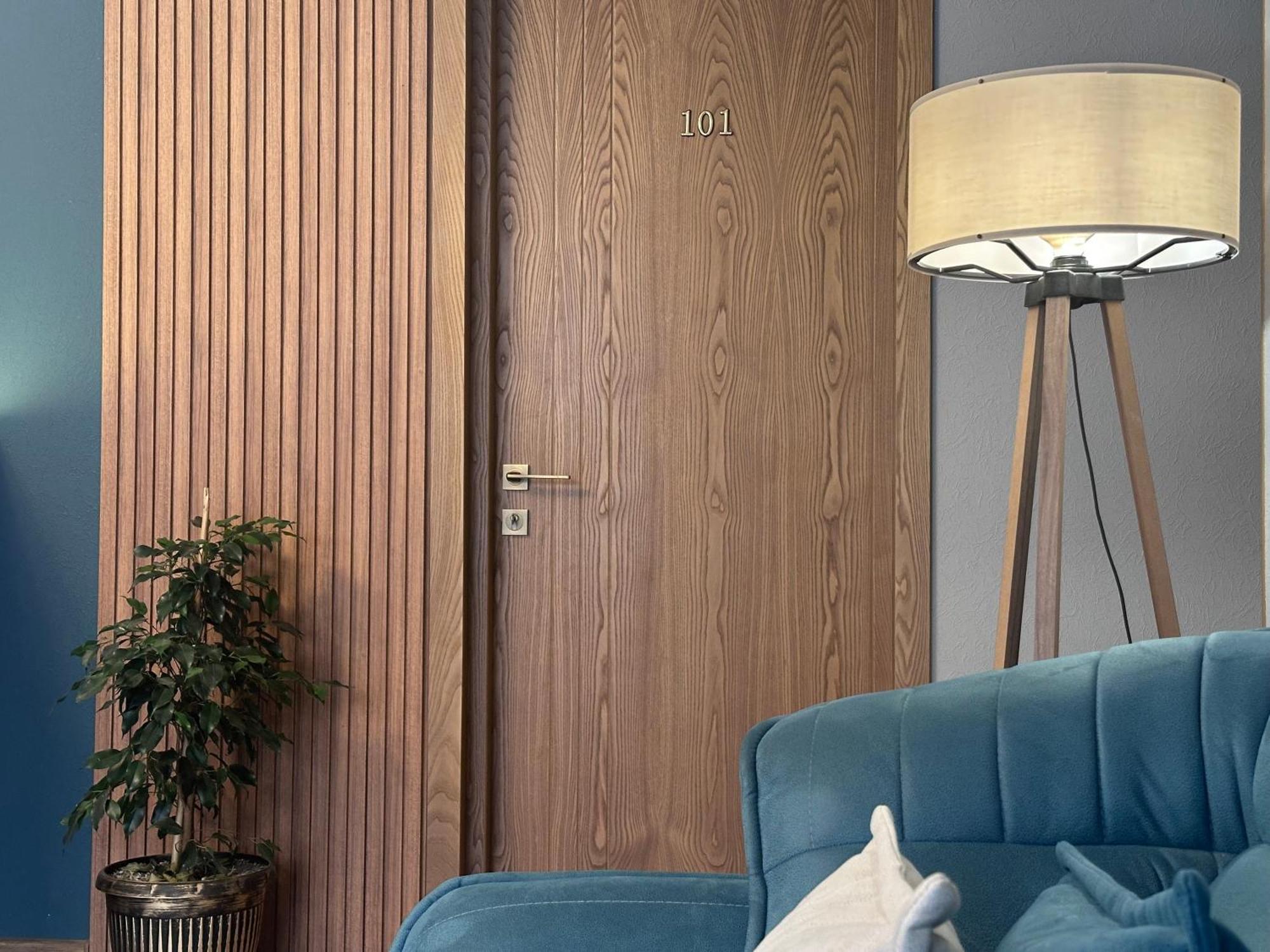 Hotel Mountime Kazbegi Екстер'єр фото